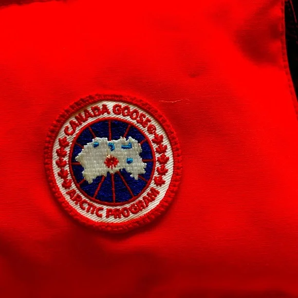 Canada goose youth 18 hotsell